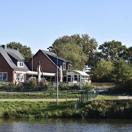 Pension Zur Schleuse Garni Am Elbe Luebeck - Kanal In Witzeeze 外观 照片