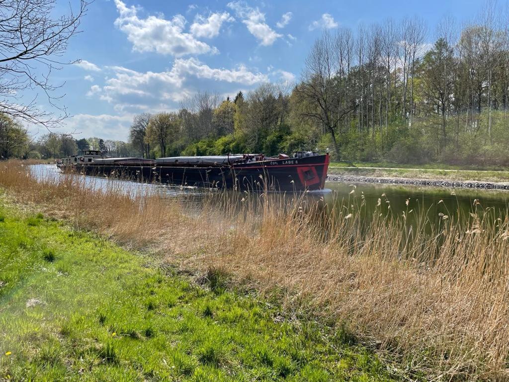 Pension Zur Schleuse Garni Am Elbe Luebeck - Kanal In Witzeeze 外观 照片