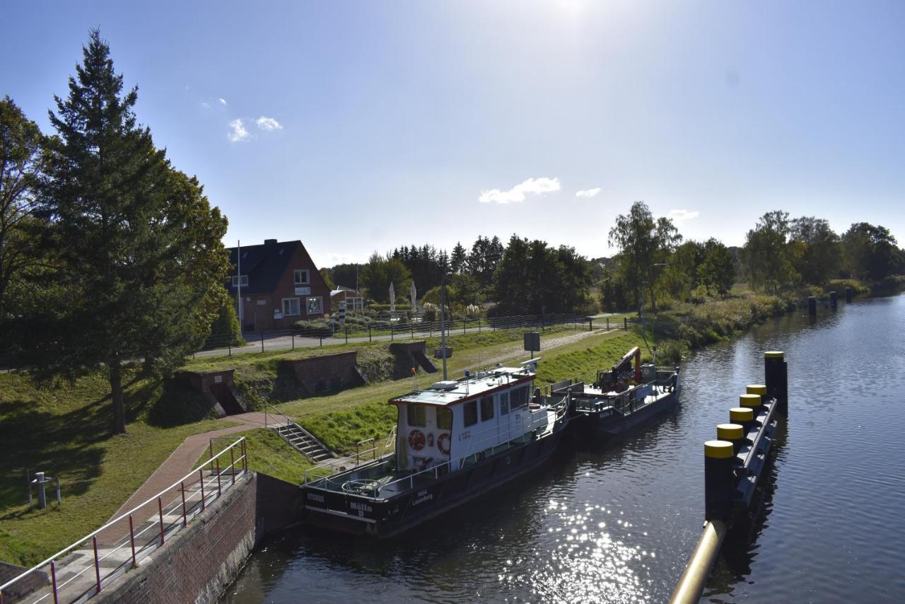 Pension Zur Schleuse Garni Am Elbe Luebeck - Kanal In Witzeeze 外观 照片