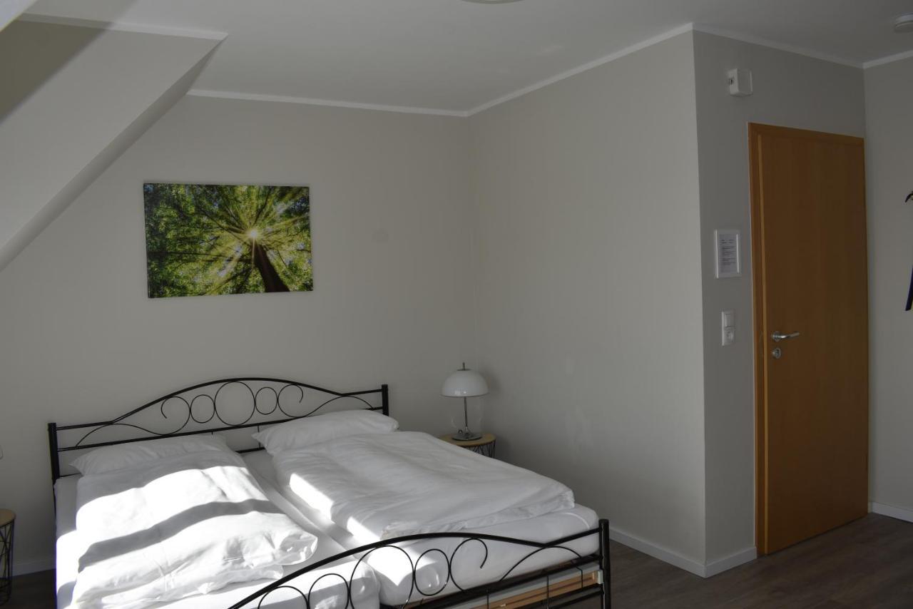 Pension Zur Schleuse Garni Am Elbe Luebeck - Kanal In Witzeeze 外观 照片